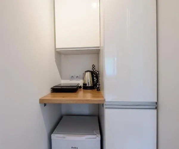 Czarny Jelen 게스트하우스 3*