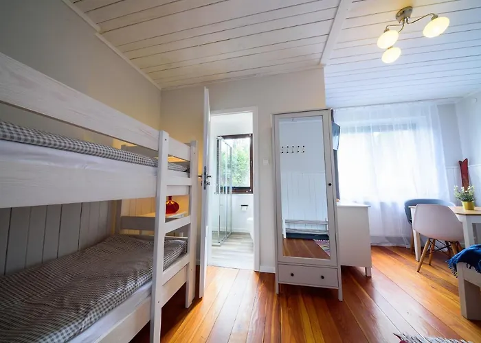 Czarny Jelen 게스트하우스