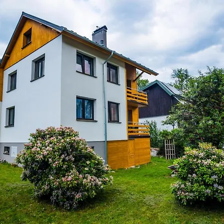 Czarny Jelen Casa de hóspedes 3*