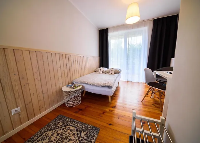 Czarny Jelen Gæstehus 3*